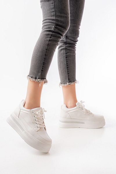 İnfon Ayakkabı Marketi White Lace-Up Sole Casual Sneakers with Stone Accessories Sneakers