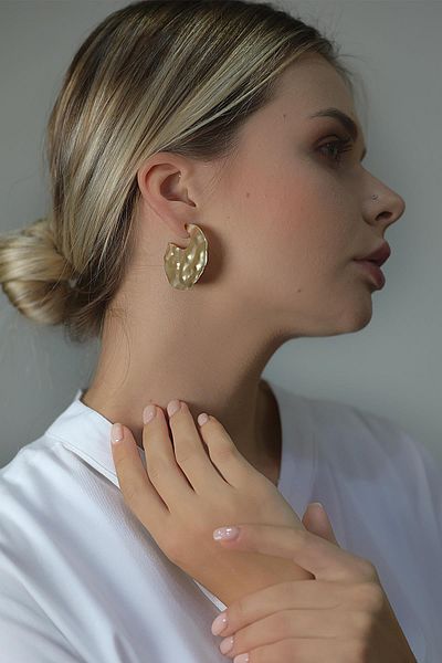 Modex Matte Gold Textured Round Earrings (4cm)