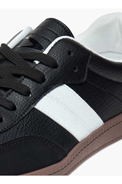 Dash Panelled Lace-Up Sports Shoes