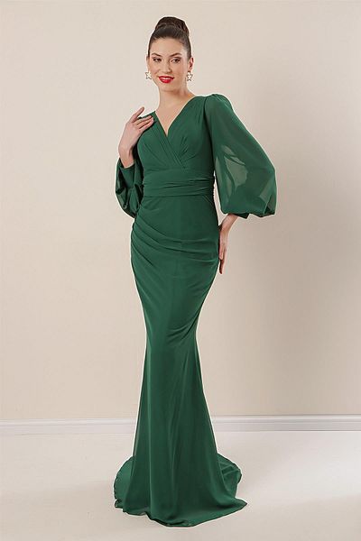 By Saygı Zweireihiges, langes Chiffonkleid mit Kordelzug vorne
