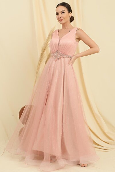 By Saygı Dlouhé princeznovské šaty s výstřihem do V a lemovaným drahokamem