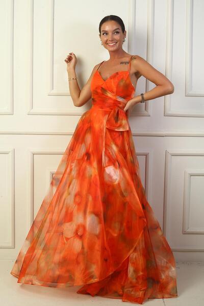 By Saygı Kadın İp Askılı Arkası Bağcıklı Önü Drapeli Çiçekli Organze Uzun Elbise