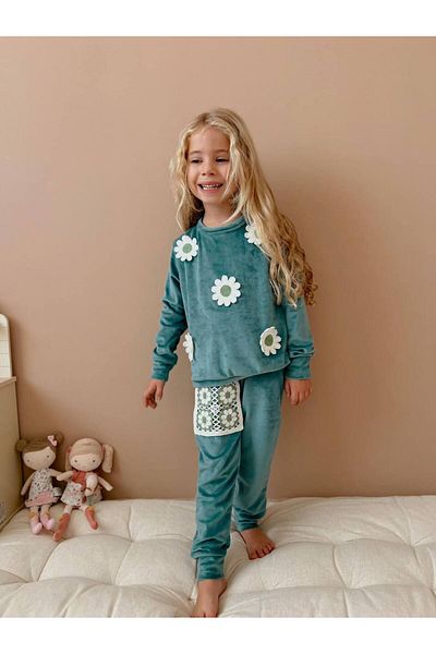 YİGİT BUTİK Daisy Embroidered Velvet Fabric Girl's Suit