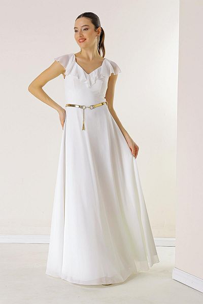 By Saygı Langes Chiffonkleid mit Volantkragen und Gürtel an der Taille