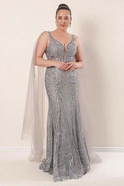 By Saygı Übergroßes, glitzerndes, langes Kleid mit Tüll-Schal-Futter über der Schulter