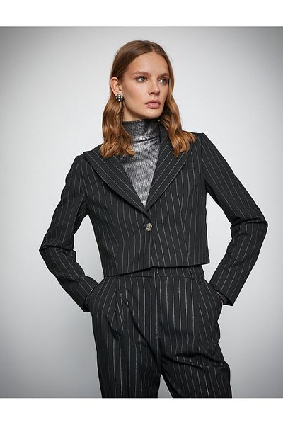 Koton Melis Ağazat X – Glitzer-Crop-Blazerjacke