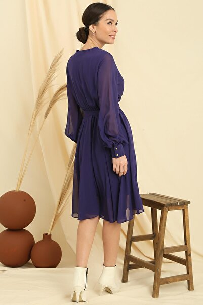 By Saygı Šifonové šaty s dvojitým límcem a dlouhým rukávem