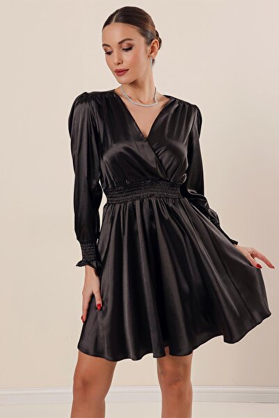 By Saygı Derék és ujjbegyű, bélelt szatén ruha