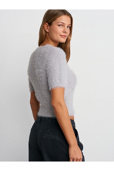 Dilvin 10648 Pulover de tricotaj lucios cu textura moale cu decolteu triplu-gri