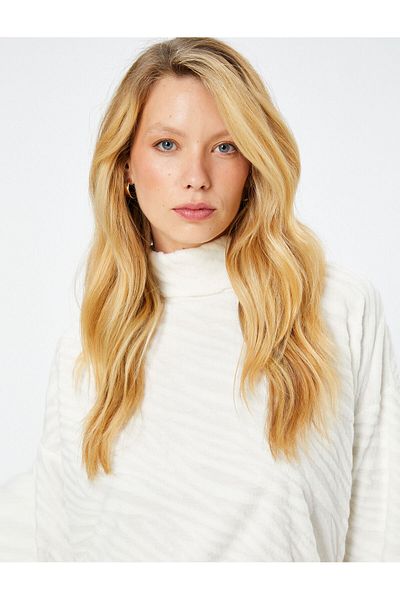 Koton Oversize Turtleneck Sweater Textured Long Sleeve Slit