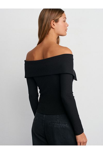 Dilvin 31269 Off-The-Shoulder Button Ball-Black