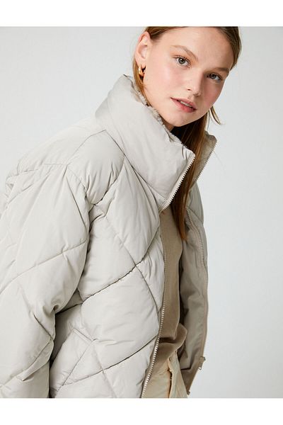 Koton Krátká bunda Puffer Stojáček s límečkem na zip Kapsa z umělé kožešiny