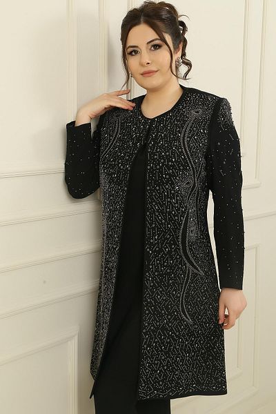 By Saygı Ärmellose Bluse mit Steinmuster, gefütterte lange Jacke, enge Hose in Großformat, 3-teiliges Set