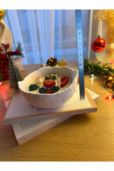 Jasmine Candle El Yapımı Yılbaşı Temalı %100 Doğal Soya Wax Mum & El Yapımı Kıvrımlı Dokulu Dekoratif Kase