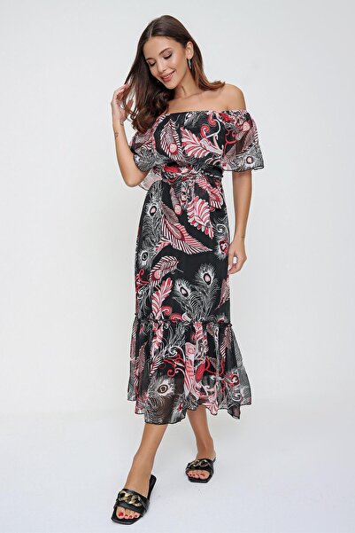 By Saygı Šifonové šaty s volánkovým vzorem u krku s páskem v pase