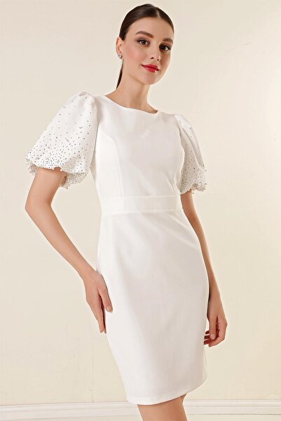 By Saygı Šaty s kulatým výstřihem a lemovanými balónovými rukávy