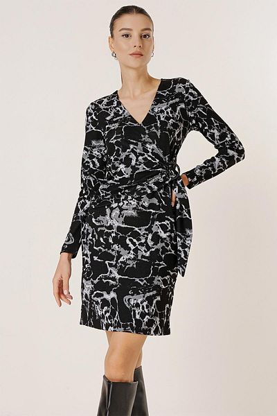 By Saygı Rochie din lycra cu model cu guler dublu cu cataramă