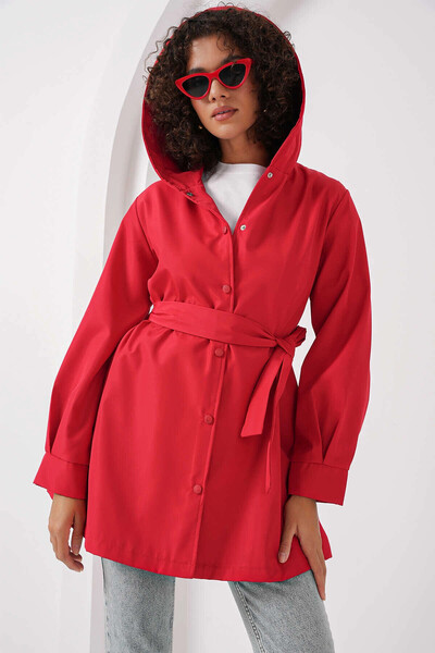 hazelin Kadın Kırmızı Çıt Çıt Kapamalı Astarlı Kuşaklı Kapüşonlu Trençkot HZL25W-BD159341