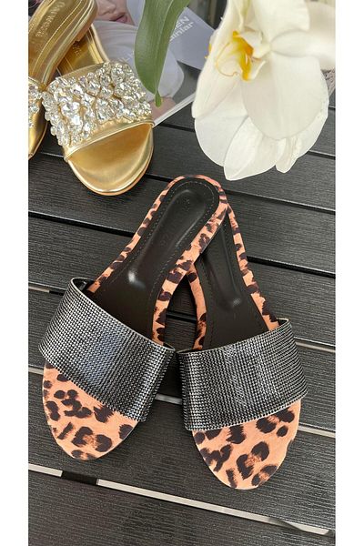 carweza Jagu Leopard Patterned Flat Slippers