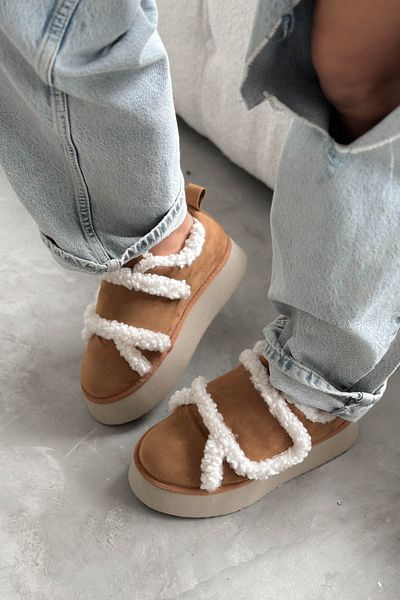 Shoebutik Λούτρινα αθλητικά παπούτσια Simba Tan Strap