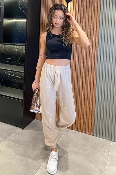 GÜLSELİ Pantaloni cu nervuri bej cu picioare elastice