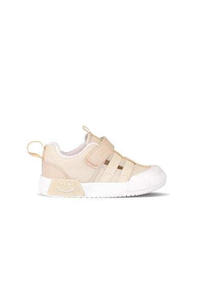 Vicco حذاء مومو بيج فاتح 346.B24Y.145