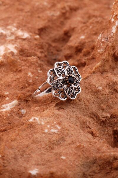 Sümer Telkari Safir Taşlı Telkari İşlemeli Gümüş Çiçek Yüzük 5813