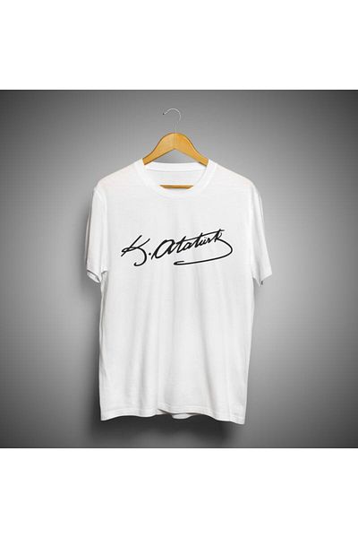 couis Ataturk Signed Short Sleeve T-Shirt