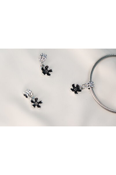 CYB STUDİO Flower Figure Stainless Steel Charm