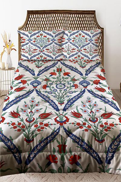 3D ELSE HALI Blue and Red Tulip Patterned Double Quilted Quilt Pillow