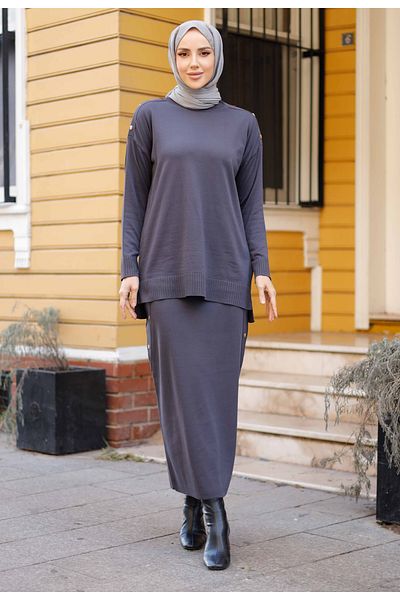 Pamuk Butik Women's Mercerized Button Detailed Skirted Double Knitwear Suit