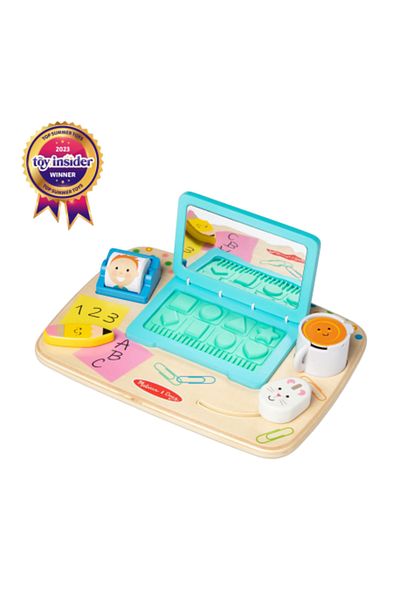 Melissa & Doug Laptop din lemn de jucarie pentru toddleri