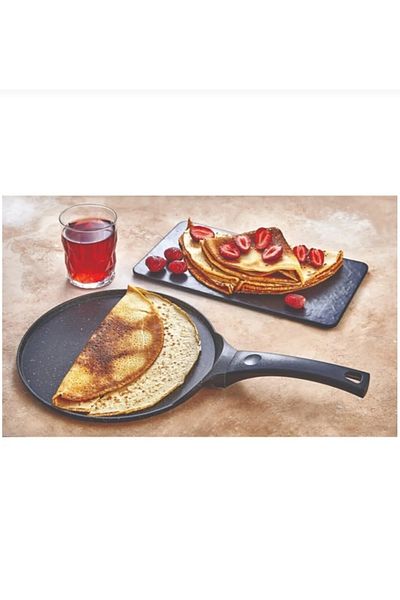 Esta Cast Granite Crepe Pan
