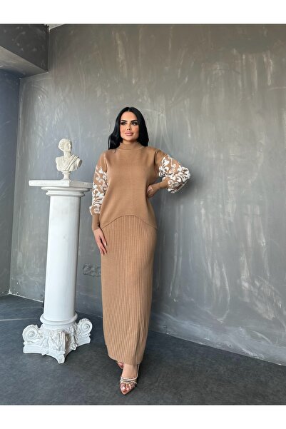 LİLA İSTANBUL Dvostruki set pletenih odela sa rolkolicima Sa detaljem rukava