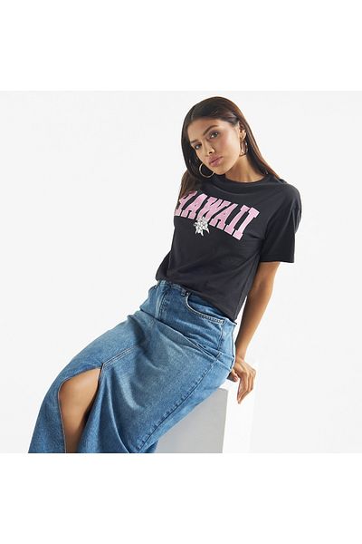 FAV Hawaii Print T-shirt with Crew Neck and Drop Shoulder Sleeves