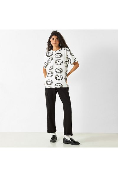 SP Characters All-Over SmileyWorld Print Crew Neck T-shirt with Short Sleeves