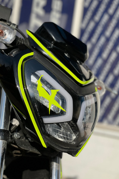 Banxtre Motor Farı için Neon Sarı Venom Göz Sticker Etiket (1 Adet)