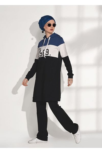 TRENDTESETTÜR 7308 Σετ αθλητικής φόρμας μοντέλου - Λεπτομέρεια εκτύπωσης