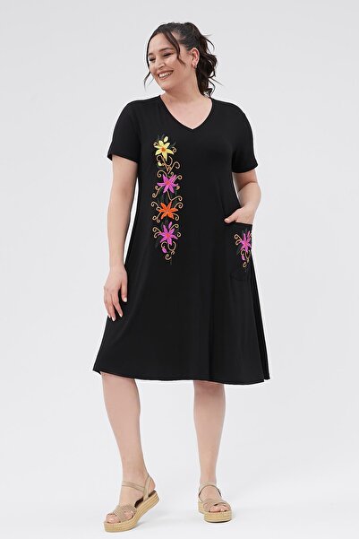 Ebsumu فستان أسود مطرز مقاس كبير - بجيوب