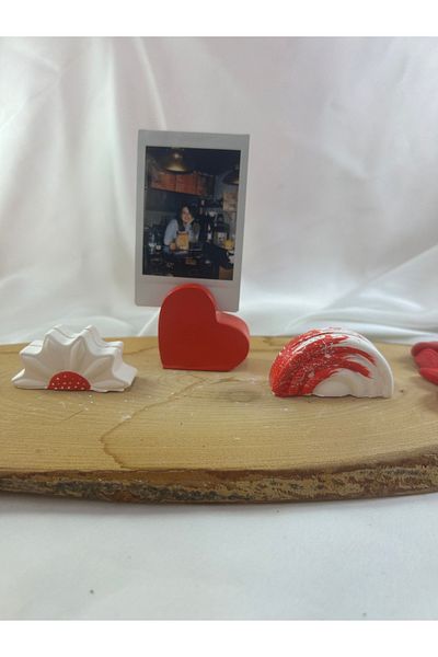 Melouro Red Design Heart, Rainbow and Daisy 3-Piece Photo and Card Holder Set, Note Holder Name Holder Set