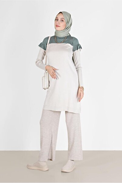 Alvina TWO COLOR SHOULDERS FRILLED KNITWEAR TUNIC 42040