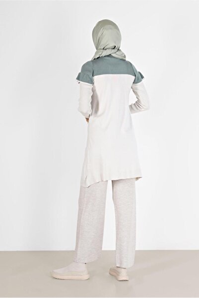 Alvina TWO COLOR SHOULDERS FRILLED KNITWEAR TUNIC 42040