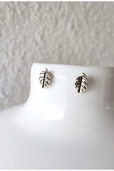 NHOUSE Leaf Figured, Nail Model Retro Earrings