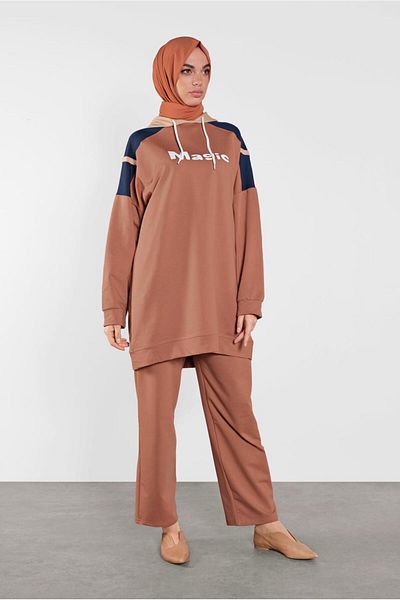 TRENDTESETTÜR Γυναικείες αθλητικές φόρμες καφέ (K.CAMEL) με λεπτομέρεια εκτύπωσης κειμένου 6708