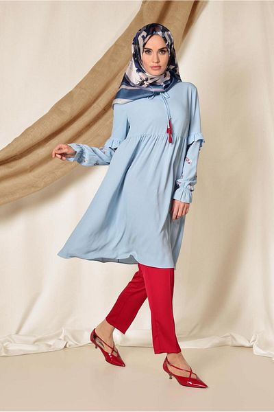 TRENDTESETTÜR Tunica albastră pentru femei (ICE BLUE) cu mâneci brodate 4274