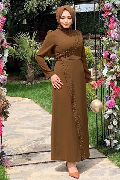 TRENDTESETTÜR Γυναικείο βραδινό φόρεμα με λεπτομέρεια Tan and Pearl Stand Collar - T 8073