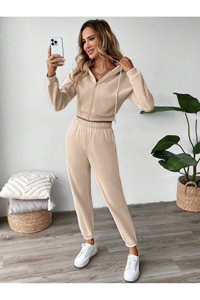 Fun Fashion Women's Beige 3-Thread Crop Cardigan and Jogger Sweatpants 2-Piec...