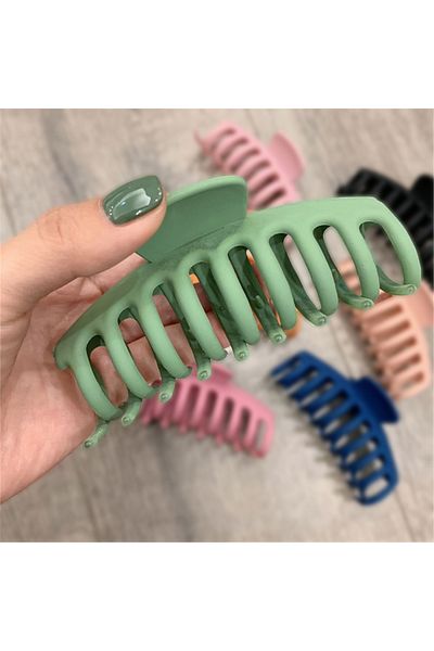 So Much Accesories So-Much Women's Green Latch Buckle - Large Size 4