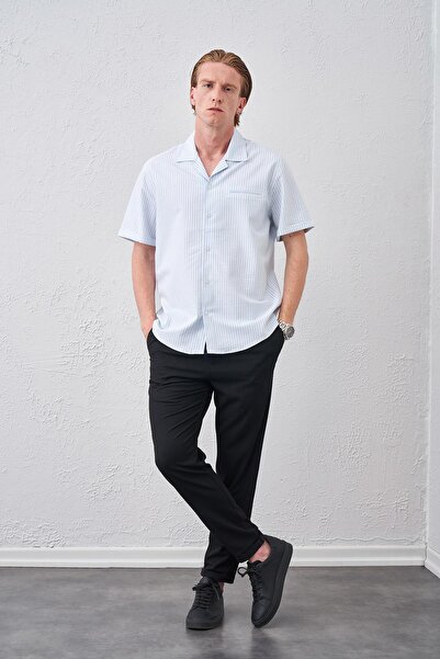 TENA Мъжка синя риза с къс ръкав, отворена яка и раирана кройка