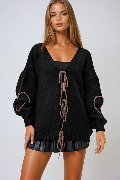 VAGGON Women's Black V-Neck Front Tie Sleeve Cord Embroidered Knitwear Prm1317